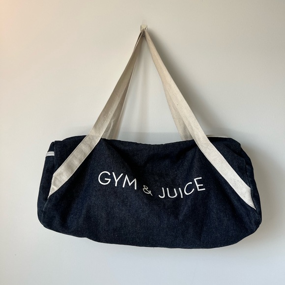 Gym and juice gym bag. In excellent condition - Picture 2 of 4